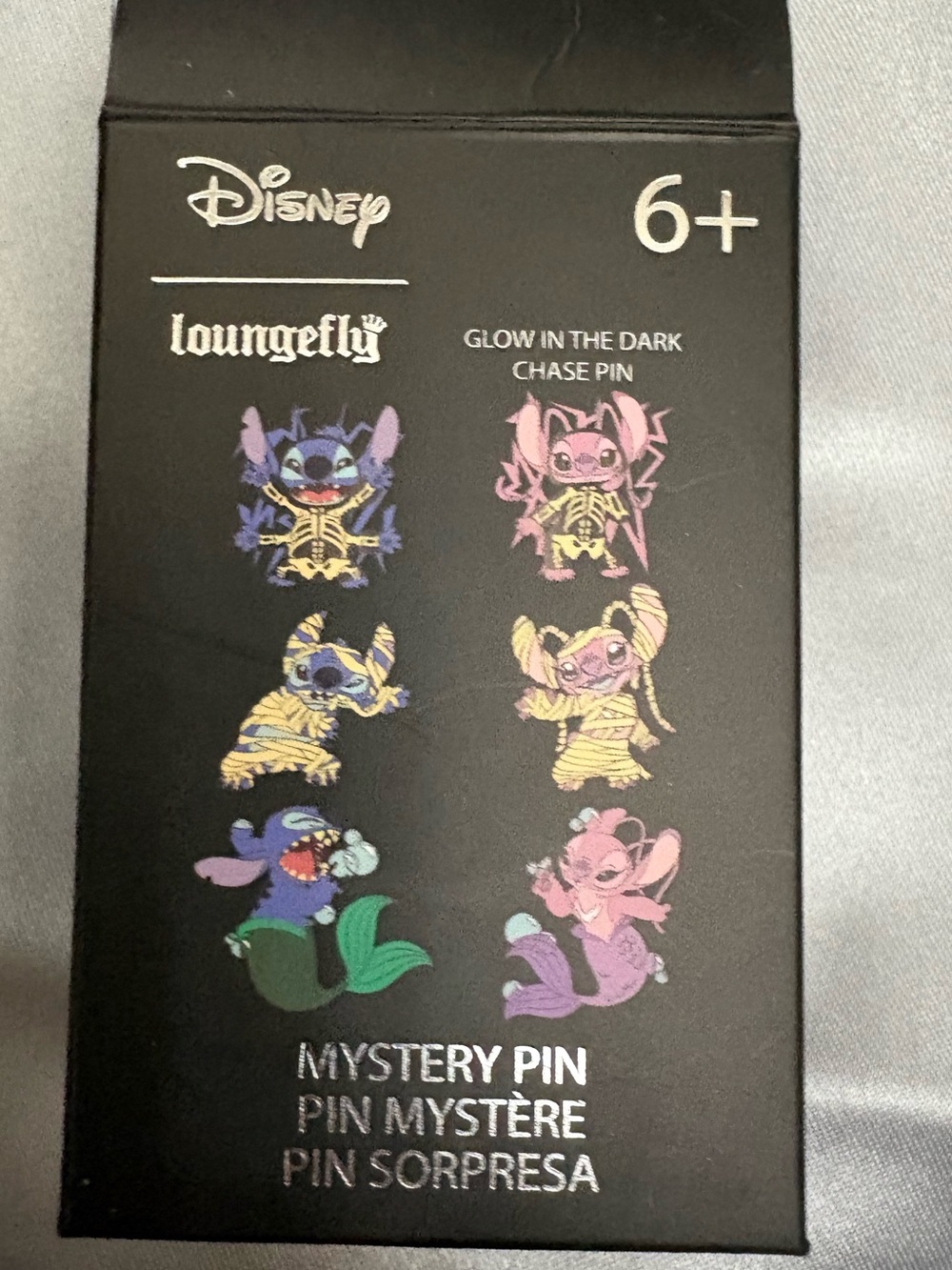 Loungefly Pin - Picture 2 of 2